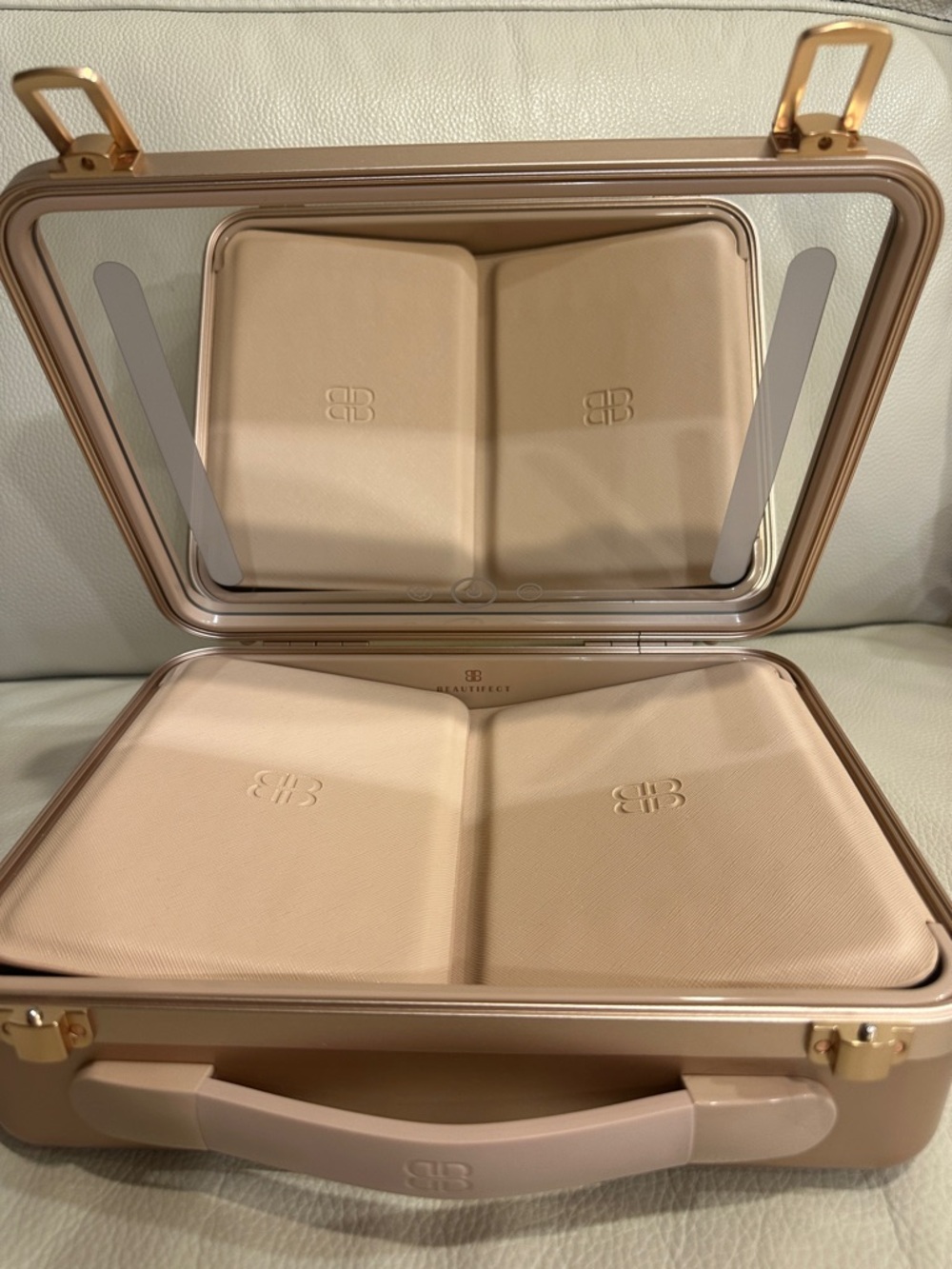 Lux LED Travel Makeup Case in Rose Gold